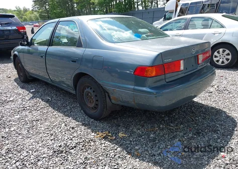 2000 Toyota Camry Le from USA, damaged, VIN JT2BG22K3Y0477069